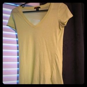 T-Shirt V-neck